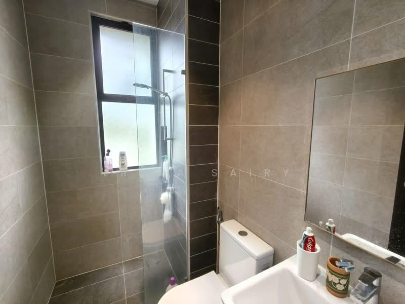 2-storey Terraced House for Sale in Setia Eco Glades (Cyberjaya) - Eryna Sairy - Bathroom - PropertyGuru.com.my