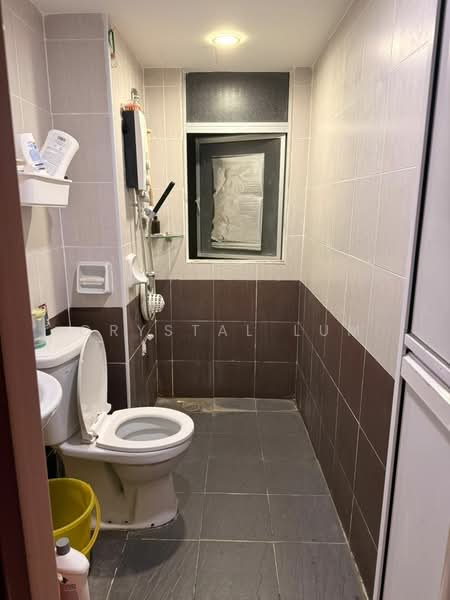 Kondominium untuk Dijual di Casa Prima Condominium - Crystal Lum - Bathroom - PropertyGuru.com.my