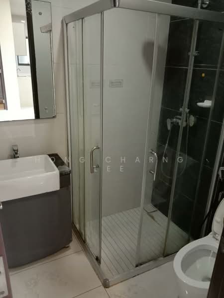 Condominium for Rent at Royal Strand @ Country Garden Danga Bay - Hong Charng Lee - Bathroom - PropertyGuru.com.my