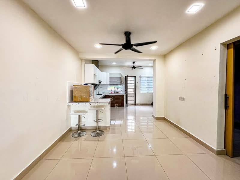 2-storey Terraced House for Sale in Taman Pelangi Semenyih 2 (Semenyih) - Maizura binti Mohd Darus - Kitchen - PropertyGuru.com.my