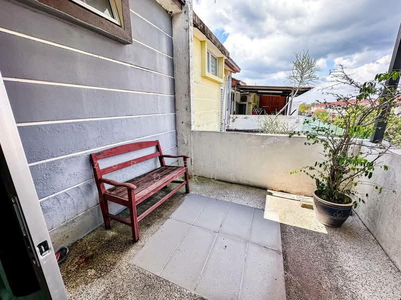 2-storey Terraced House for Sale in Taman Pelangi Semenyih 2 (Semenyih) - Maizura binti Mohd Darus - Balcony - PropertyGuru.com.my
