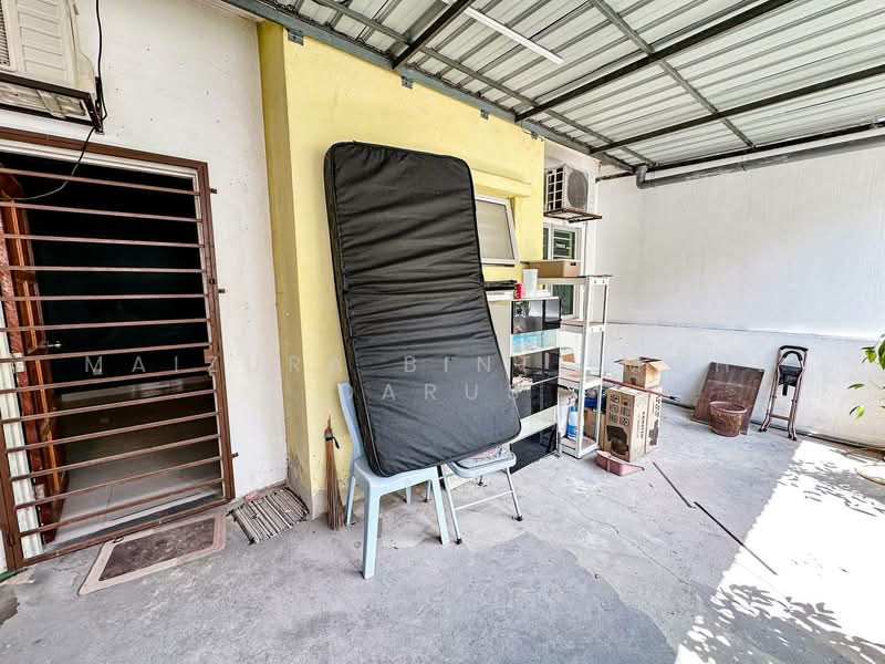 2-storey Terraced House for Sale in Taman Pelangi Semenyih 2 (Semenyih) - Maizura binti Mohd Darus - Exterior - PropertyGuru.com.my