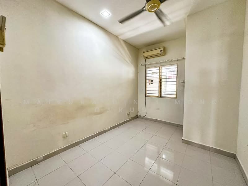 2-storey Terraced House for Sale in Taman Pelangi Semenyih 2 (Semenyih) - Maizura binti Mohd Darus - Interior - PropertyGuru.com.my