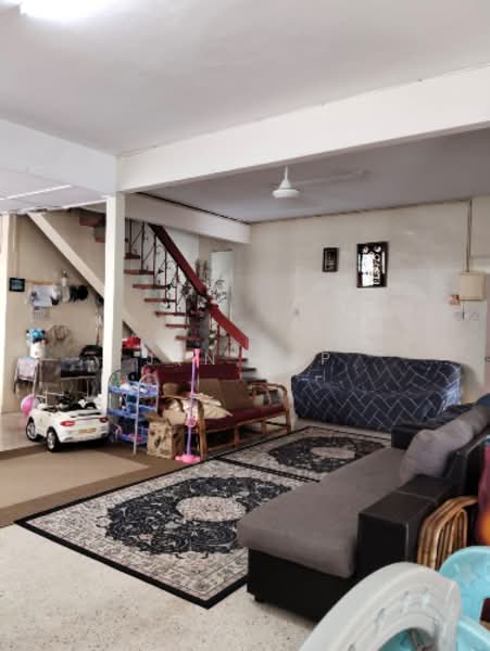 Rumah Berkembar untuk Dijual di Kubang Buaya (Kuantan) - Jyn Yap - Living Room - PropertyGuru.com.my