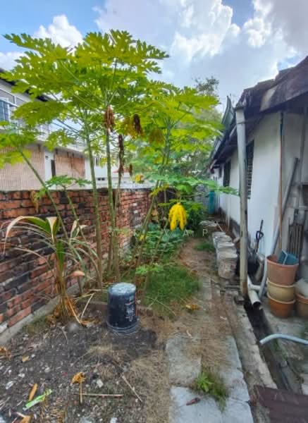 Rumah Berkembar untuk Dijual di Kubang Buaya (Kuantan) - Jyn Yap - Exterior - PropertyGuru.com.my