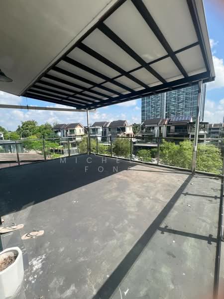 Rumah Berkembar untuk Dijual di Taman Sri Intan (Johor Bahru) - Michelle Fong - Balcony - PropertyGuru.com.my
