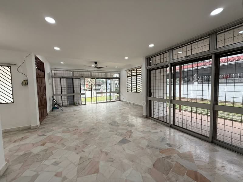 Bungalow for Rent in Taman Suria (Johor Bahru) - Huily Woon - Living Room - PropertyGuru.com.my