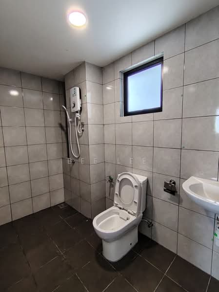 Servis Apartment untuk Disewa di Hana @ Eco Ardence - Bee Lee - Bathroom - PropertyGuru.com.my
