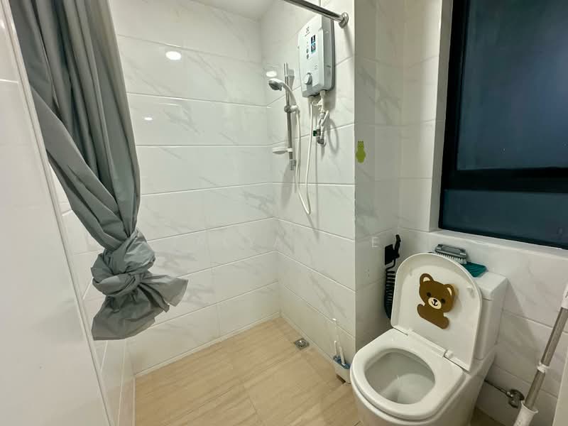 Service Residence for Rent at Country Garden Central Park - Freya Tee - Bathroom - PropertyGuru.com.my