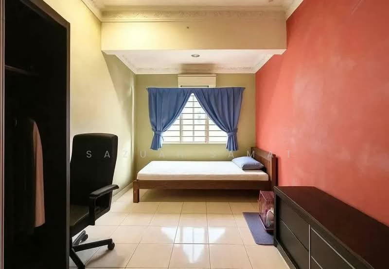 2-storey Terraced House for Sale in Taman Puchong Intan (Puchong) - Sazuan Samat - Bedroom - PropertyGuru.com.my