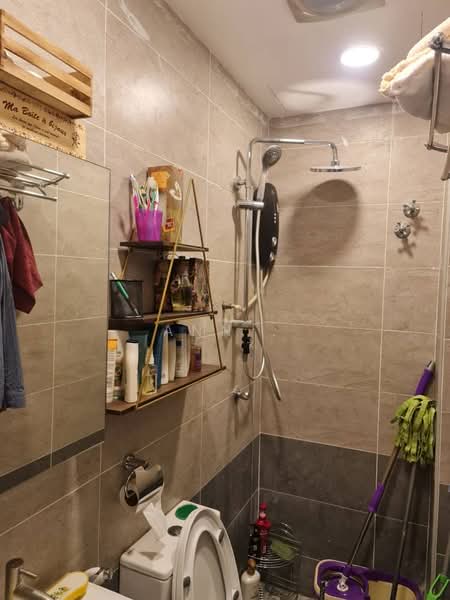 Rumah Teres 1.5 Tingkat untuk Dijual di Usj 3 (Subang Jaya) - Ann . - Bathroom - PropertyGuru.com.my