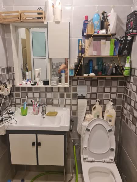 Rumah Teres 1.5 Tingkat untuk Dijual di Usj 3 (Subang Jaya) - Ann . - Bathroom - PropertyGuru.com.my