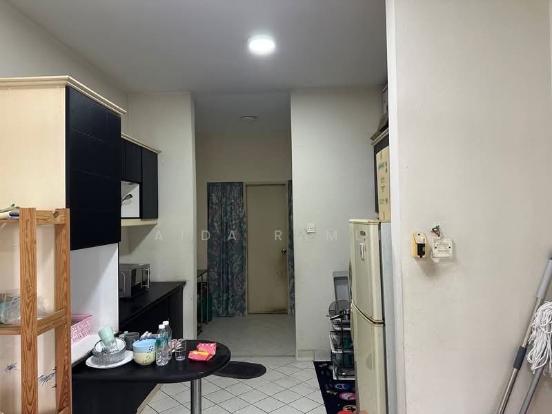Kondominium untuk Dijual di Armanee - Aida Ramli - Kitchen - PropertyGuru.com.my