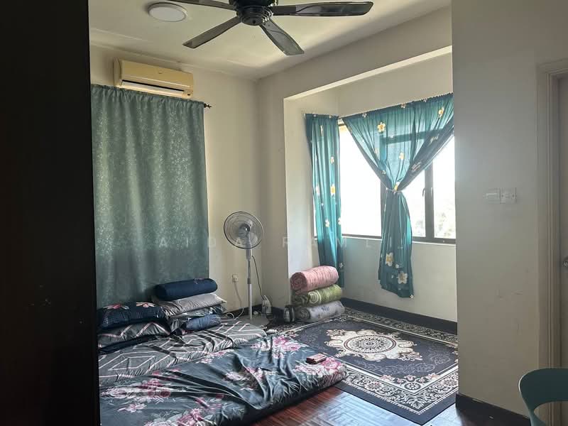 Kondominium untuk Dijual di Armanee - Aida Ramli - Bedroom - PropertyGuru.com.my