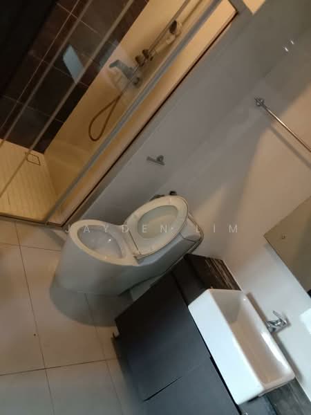 Condominium for Rent at Royal Strand @ Country Garden Danga Bay - Jayden Lim - Bathroom - PropertyGuru.com.my