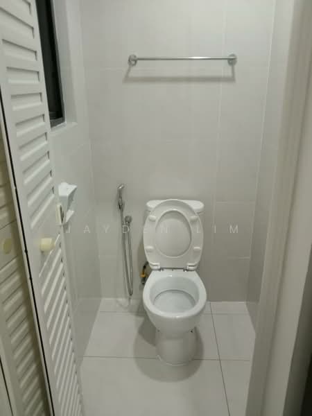 Condominium for Rent at Royal Strand @ Country Garden Danga Bay - Jayden Lim - Bathroom - PropertyGuru.com.my