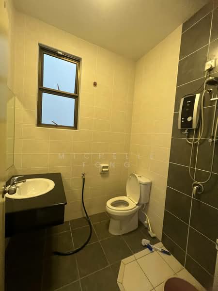 Semi-Detached House for Rent in Skudai (Johor) - Michelle Fong - Bathroom - PropertyGuru.com.my