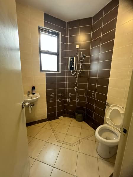 Semi-Detached House for Rent in Skudai (Johor) - Michelle Fong - Bathroom - PropertyGuru.com.my
