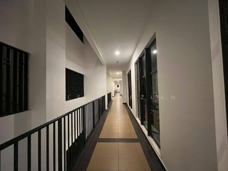 Condominium for Rent at Isle of Kamares - Haleem Mazlan - Corridor - PropertyGuru.com.my