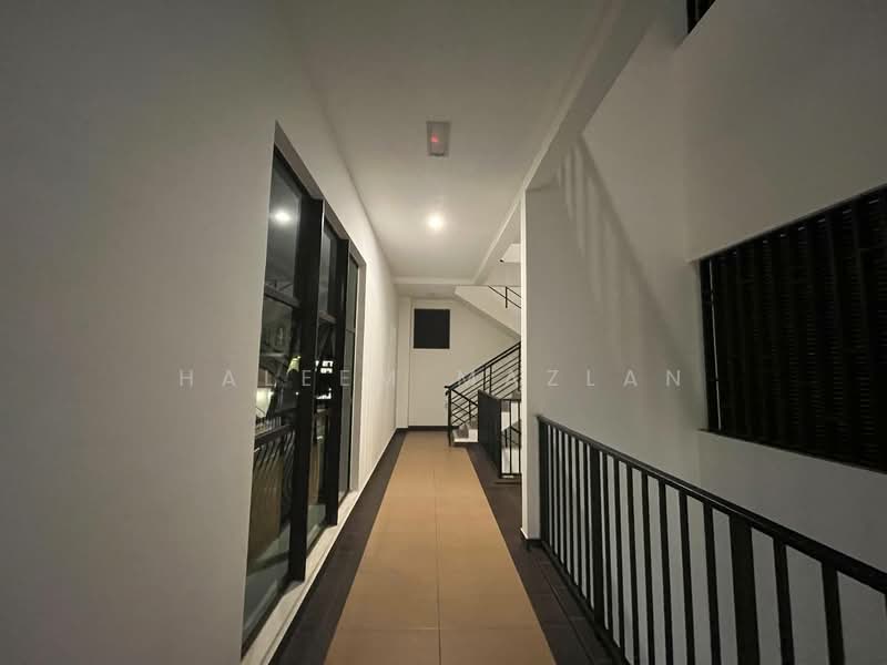 Condominium for Rent at Isle of Kamares - Haleem Mazlan - Corridor - PropertyGuru.com.my