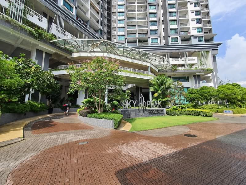 Service Residence for Sale at Sky Peak Residences - Ken Kor - Exterior - PropertyGuru.com.my