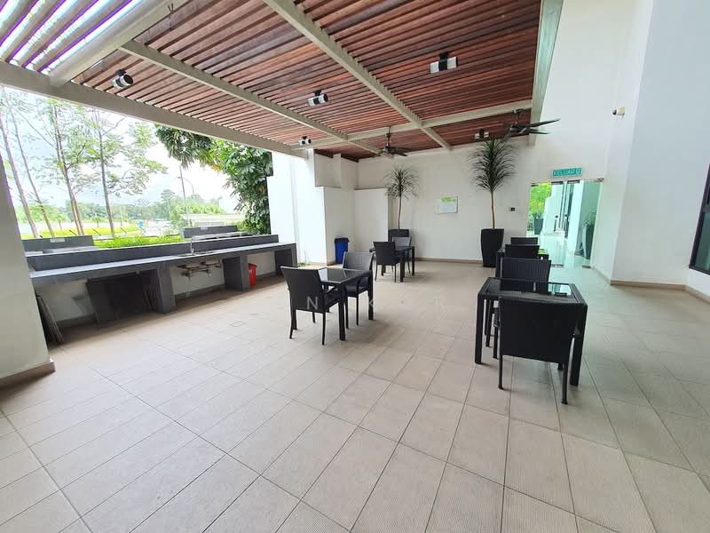 Service Residence for Sale at Sky Peak Residences - Ken Kor - Exterior - PropertyGuru.com.my