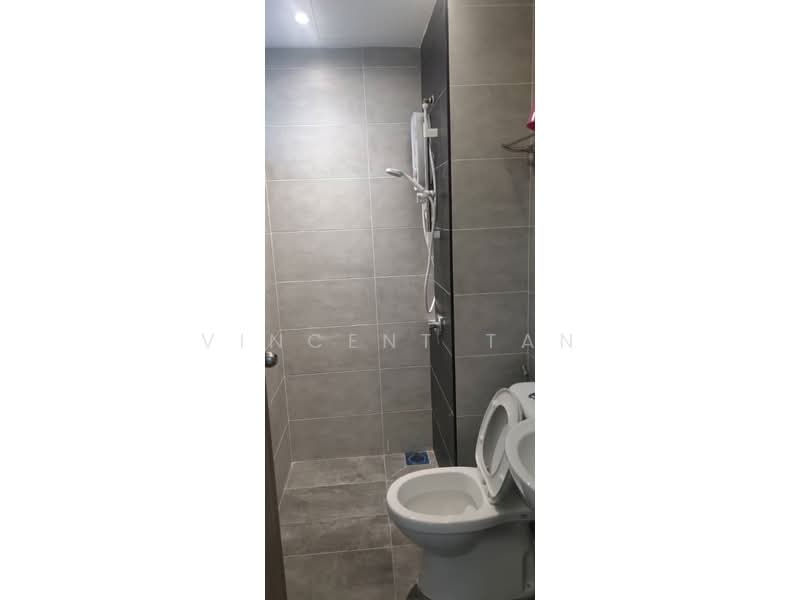 Kondominium untuk Disewa di QuayWest Residence - Vincent Tan - Bathroom - PropertyGuru.com.my