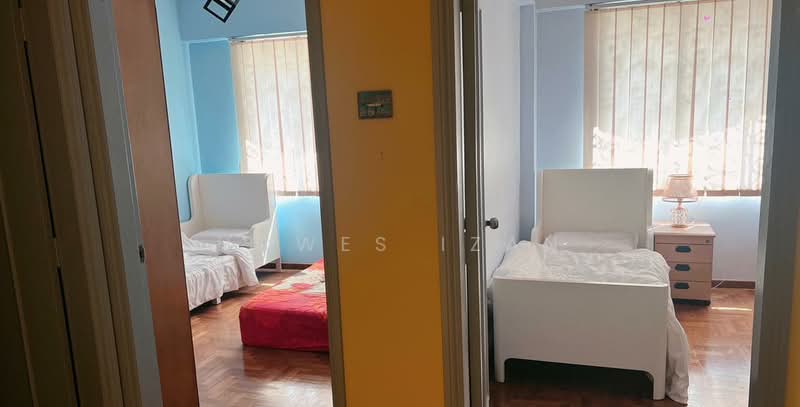 Kondominium untuk Dijual di Petrie Condominium - Howes Izan - Bedroom - PropertyGuru.com.my
