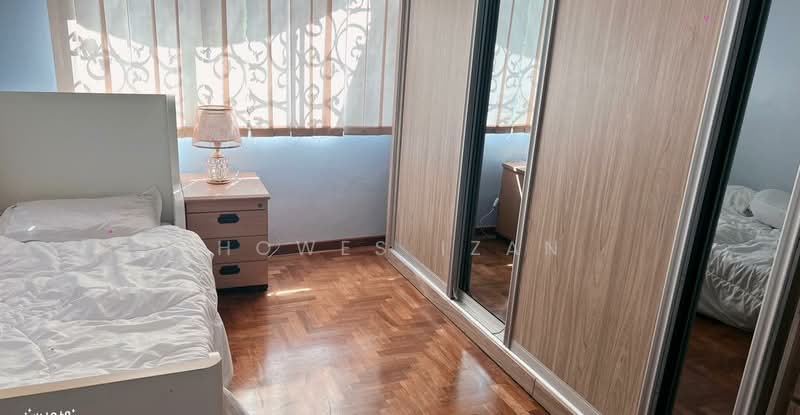 Kondominium untuk Dijual di Petrie Condominium - Howes Izan - Bedroom - PropertyGuru.com.my