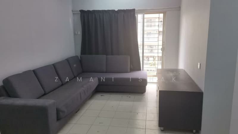 Pangsapuri untuk Dijual di Cahaya Permai - Zamani Ishak - Living Room - PropertyGuru.com.my