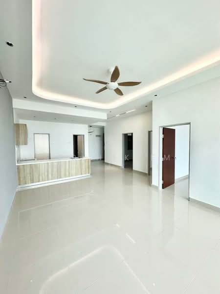 Servis Apartment untuk Dijual di Palazio - Abd Hakeem Abd Jalil - Living Room - PropertyGuru.com.my