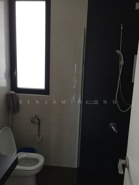 Pangsapuri untuk Dijual di Eco Nest @ Eco Botanic - Benjamin Ong - Bathroom - PropertyGuru.com.my