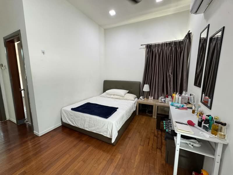 Bungalow for Sale in Shah Alam (Selangor) - Aqil Kamal - PropertyGuru.com.my