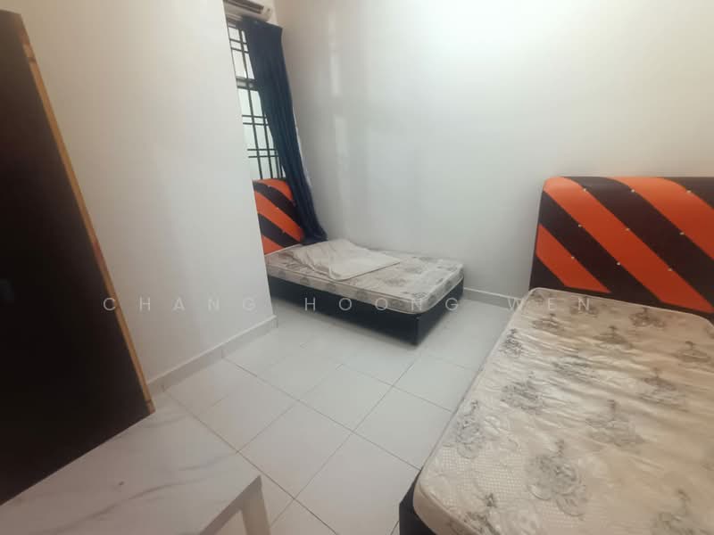Rumah Teres 1 Tingkat untuk Disewa di Taman Desaru Utama (Pengerang) - Chang Hoong Wen - Bedroom - PropertyGuru.com.my