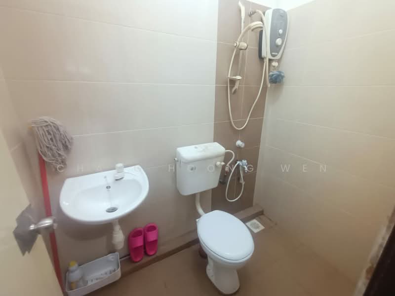 Rumah Teres 1 Tingkat untuk Disewa di Taman Desaru Utama (Pengerang) - Chang Hoong Wen - Bathroom - PropertyGuru.com.my