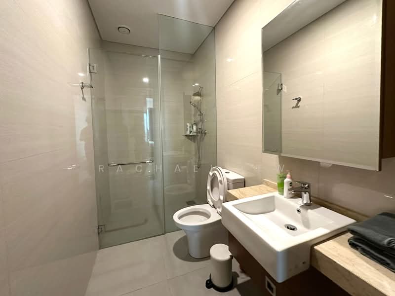 Servis Apartment untuk Dijual di Puteri Cove Residences - Rachael Lew - Bathroom - PropertyGuru.com.my