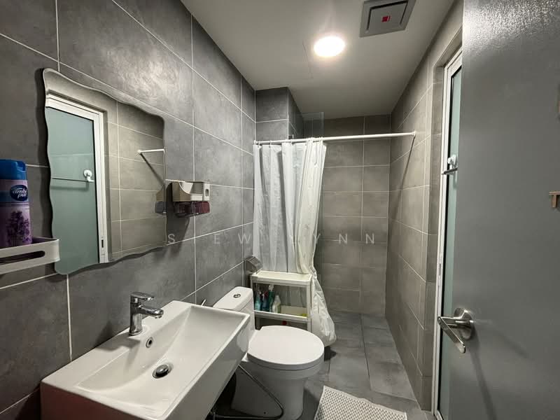 Servis Apartment untuk Disewa di 121 Residences - Siew Lynn - Bathroom - PropertyGuru.com.my