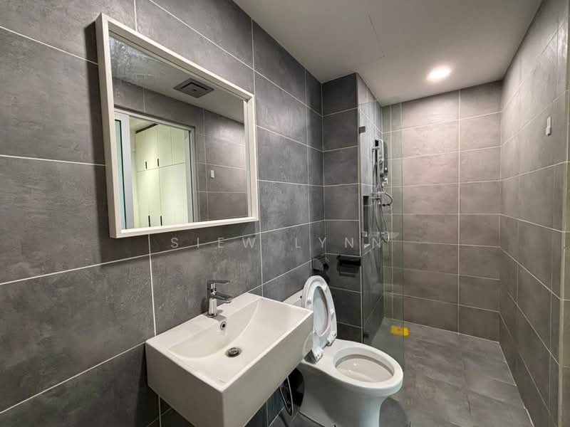 Servis Apartment untuk Disewa di 121 Residences - Siew Lynn - Bathroom - PropertyGuru.com.my
