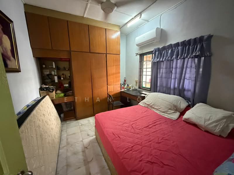 Rumah Teres 1 Tingkat untuk Dijual di Kepong Baru (Kepong) - Ethan Loke - Bedroom - PropertyGuru.com.my