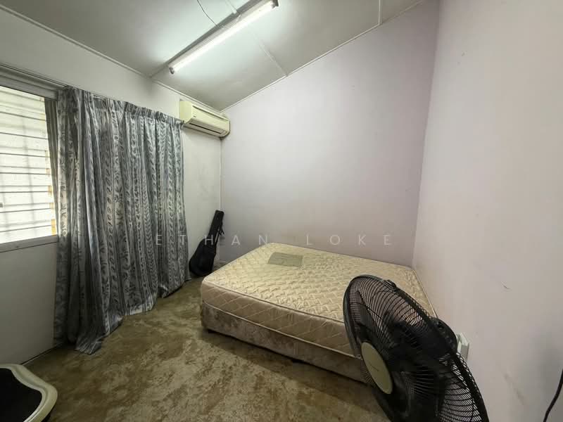 Rumah Teres 1 Tingkat untuk Dijual di Kepong Baru (Kepong) - Ethan Loke - Bedroom - PropertyGuru.com.my