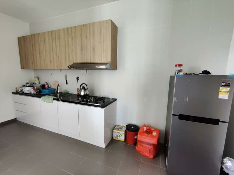 Service Residence for Rent at THE SENAI GARDEN (PANGSAPURI IMPIAN SENAI) - Vivian Abdullah - Kitchen - PropertyGuru.com.my