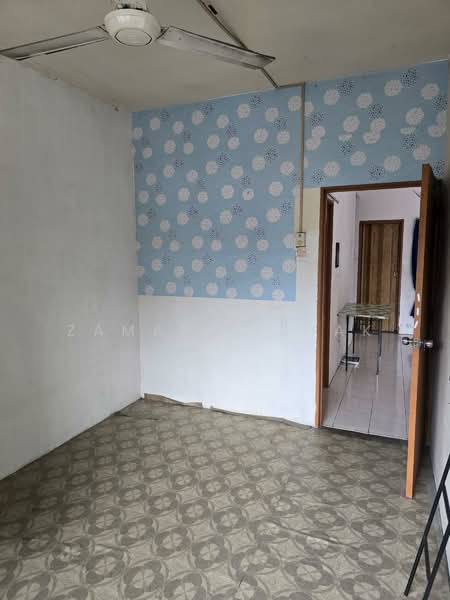 Apartment for Sale at Taman Tropika - Zamani Ishak - Interior - PropertyGuru.com.my