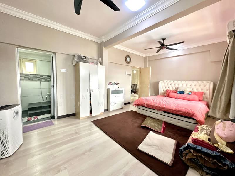 Condominium for Sale at Villaria - Akramin Firdaus Bin Mokhtar - Bedroom - PropertyGuru.com.my