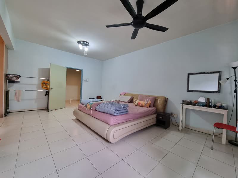 3-storey Terraced House for Sale in Taman Segambut (Jalan Kuching) - Ethan Swe - Bedroom - PropertyGuru.com.my