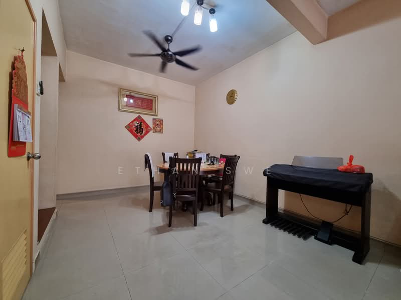 3-storey Terraced House for Sale in Taman Segambut (Jalan Kuching) - Ethan Swe - Dining Room - PropertyGuru.com.my
