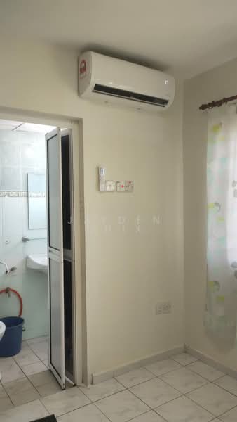 Apartment for Rent at Desa Sri Puteri B - Jayden Chik - Bathroom - PropertyGuru.com.my