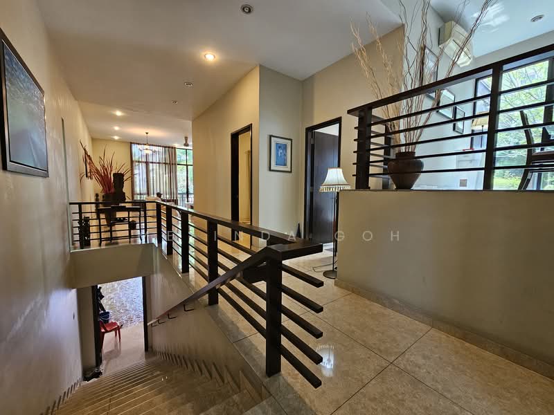 Bungalow for Sale in Bukit Gita Bayu (Seri Kembangan) - Melinda Goh - Corridor - PropertyGuru.com.my