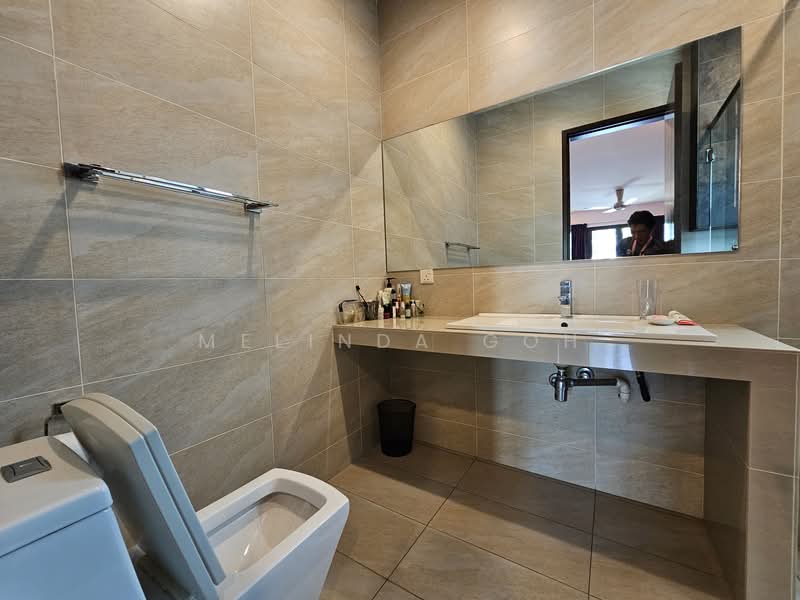 Bungalow for Sale in Bukit Gita Bayu (Seri Kembangan) - Melinda Goh - Bathroom - PropertyGuru.com.my