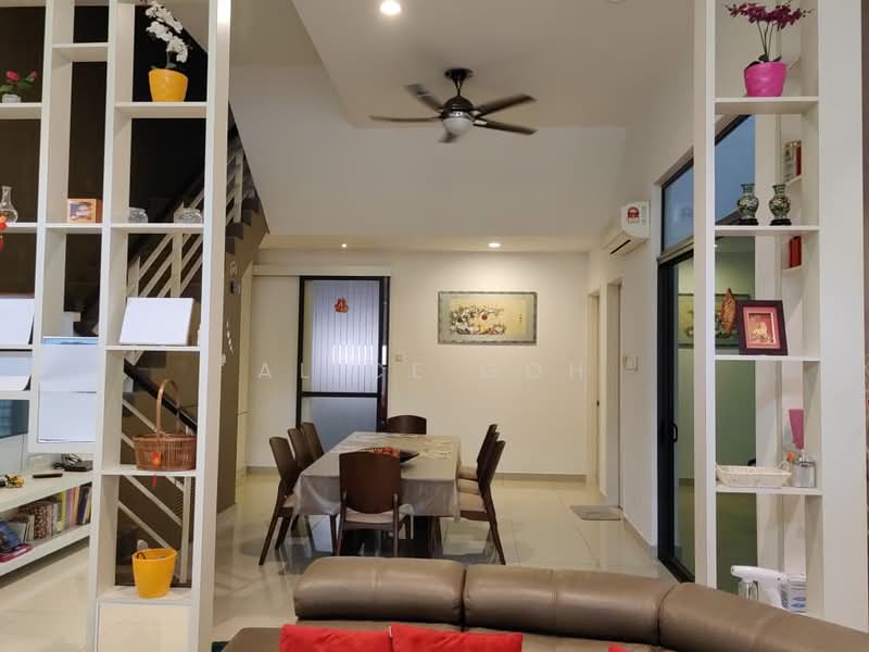 3-storey Terraced House for Sale in Puchong (Selangor) - Alice Goh - Dining Room - PropertyGuru.com.my