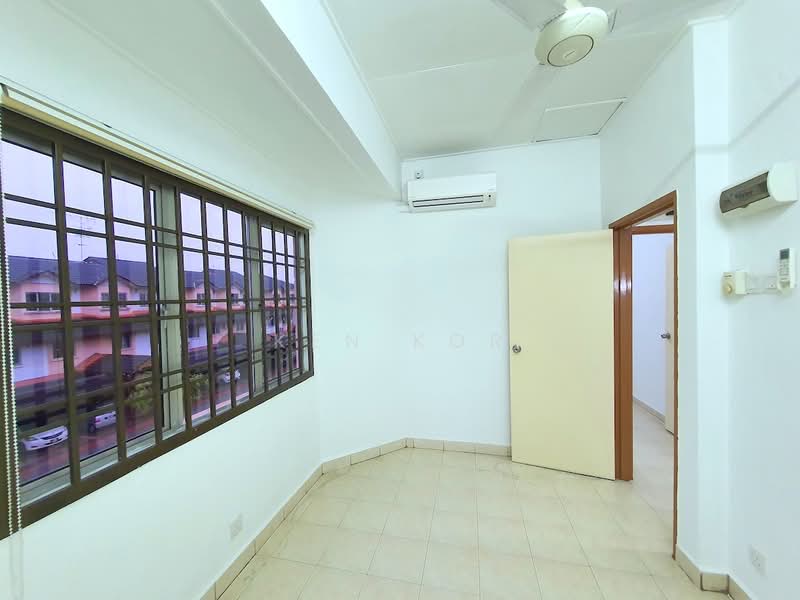 Rumah Teres 2 Tingkat untuk Dijual di Taman Perling (Perling) - Ken Kor - Interior - PropertyGuru.com.my